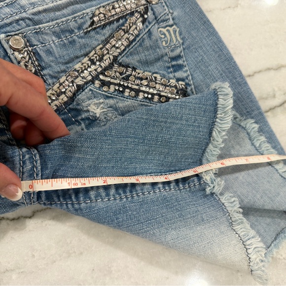 Miss Me NWOT Denim Shorts Never Worn Rhinestones - Picture 4 of 14